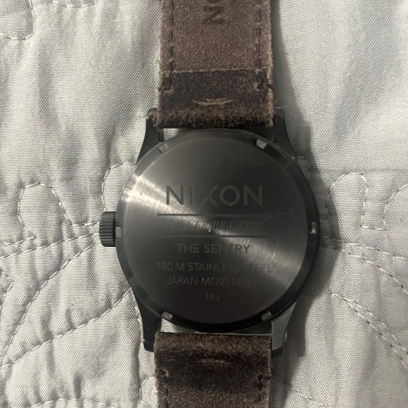 Nixon Sentry Watch - Picture 3 of 5